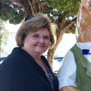 Meet your Posher, Melissa